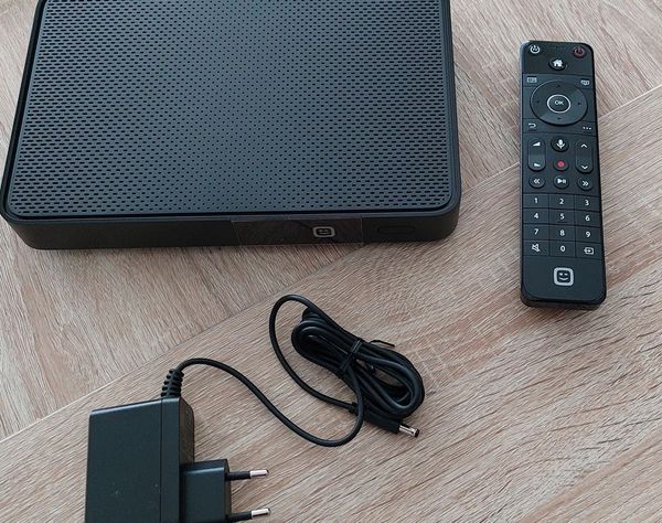 tv box.JPG